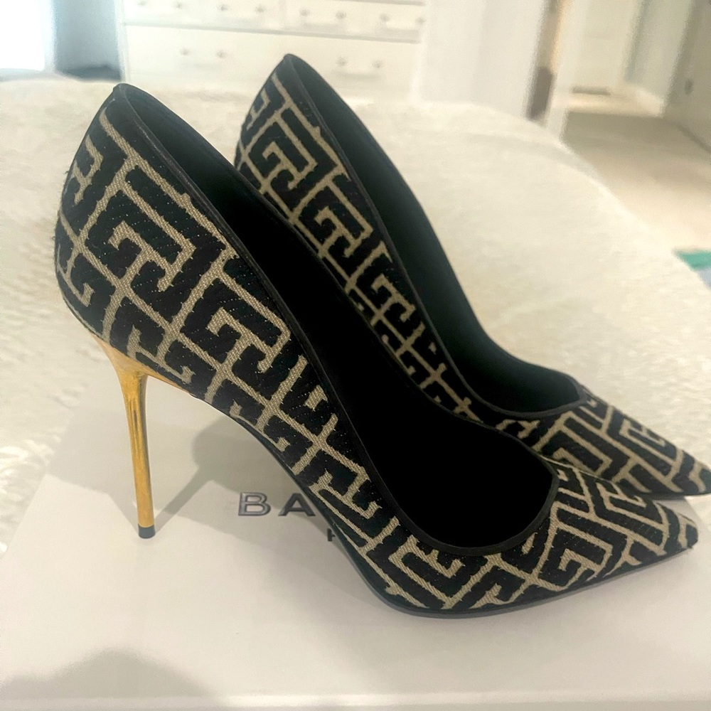 Balmain geometry high heel pumps